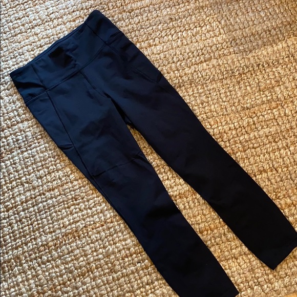 (Sold) Lululemon final lap crop 23” black nulux - Picture 5 of 13